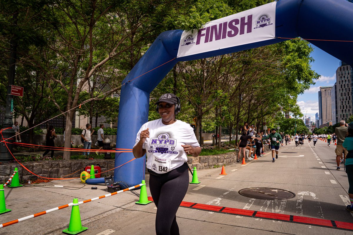 In a solemn tradition, officers and community members gathered for the 23rd Annual NYPD Memorial 5K Run to honor our fallen officers who made the ultimate sacrifice. Some walked, while others ran, ensuring these heroes were recognized and never forgotten.