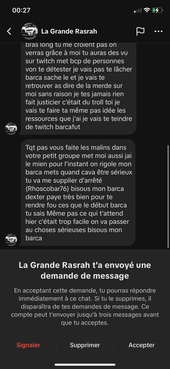 Je mets ça ici au cas où des streamers le voit . Hier j’ai fais bannir un viewer raciste chez chinoir il a ete sur des chaînes d’environ 10 streamers pour dire que j’étais raciste ou j’insultais les streamers . Un suceur de Dexter en plus de ca . Ne vous faites pas avoir 👐🏾.