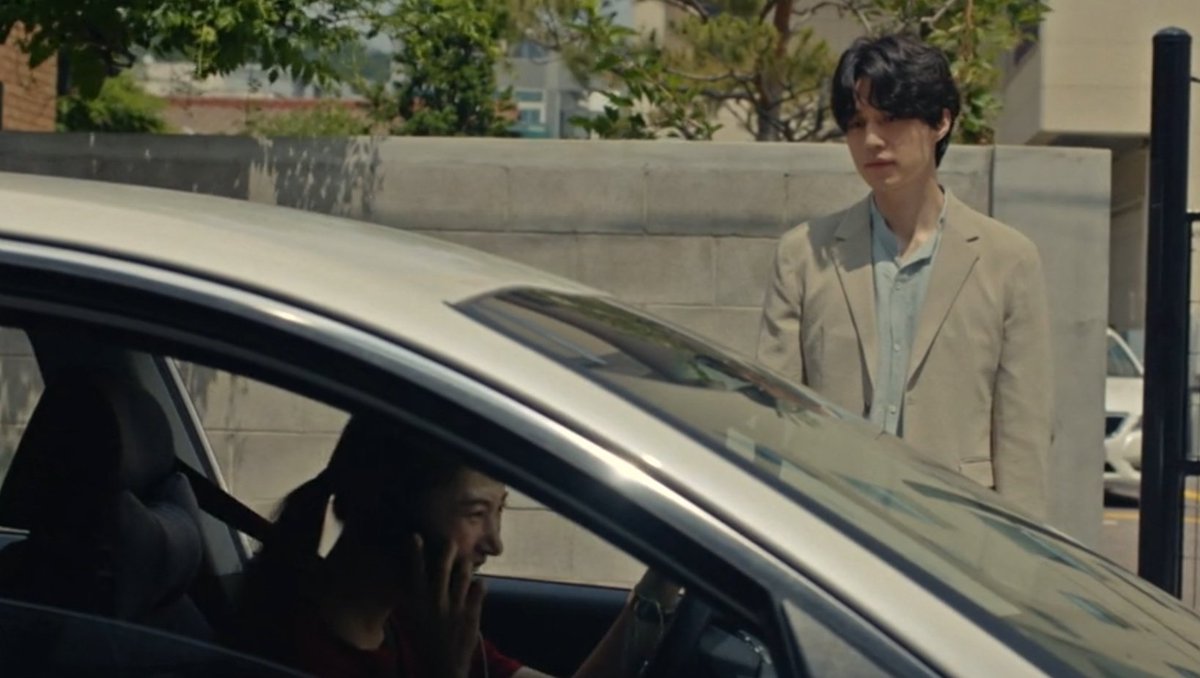 hes so much stronger than me id just walk away