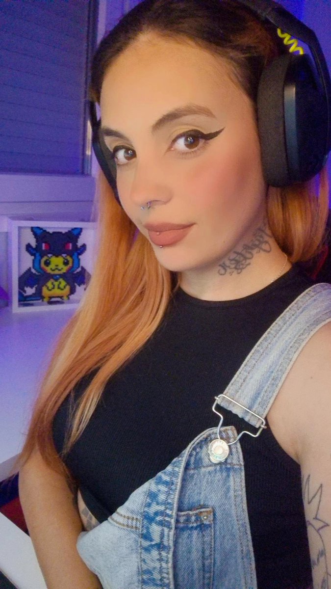 💜STREAM ON💜

Si bajo a bronce desinstalo el juego. 

Bienvenidos al aquelarre!
Link en la bio