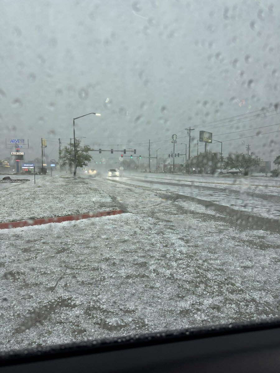 joel_off_air's tweet photo. Large hail covering the ground following a severe storm this afternoon in Springdale. Thanks to Rob Gordon for sharing these pics. #ARwx https://t.co/Sz5fbkNyCa