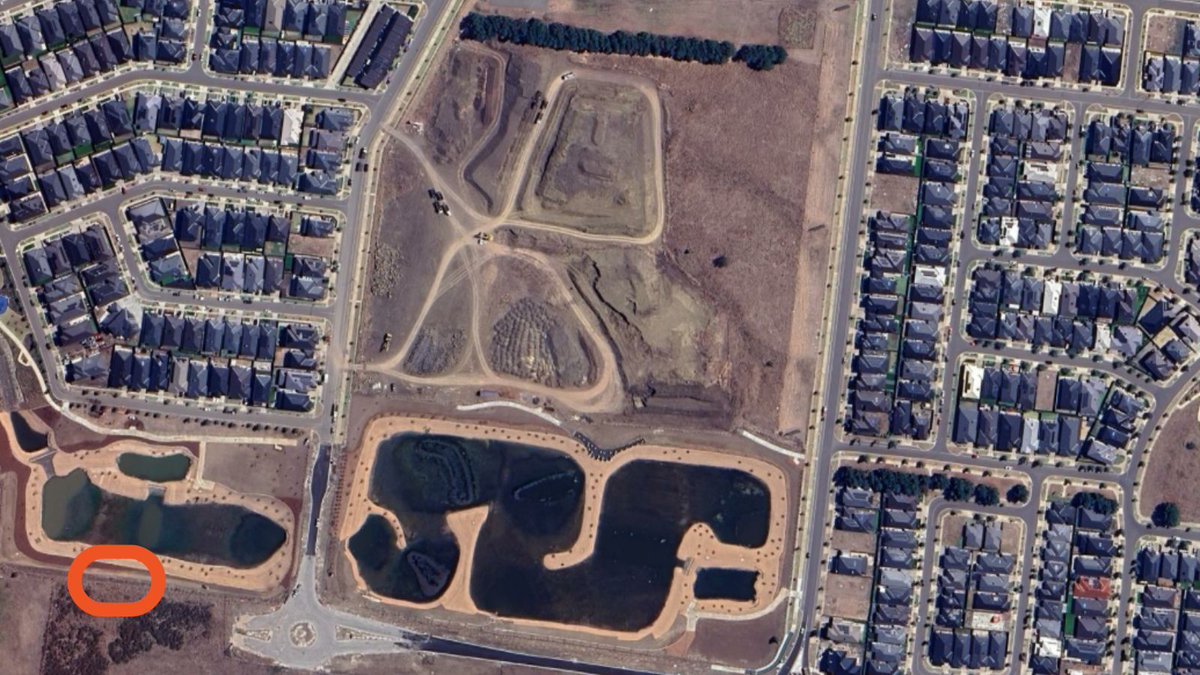 New project underway in Kalkallo! 🏗️
SPORTENG is leading design + superintendency of Cloverton DPS Active Open Space for Stockland:
🏏 2 cricket ovals
⚽ 4 soccer fields
🌱 Natural + synthetic wickets
👷 With Native Space
#FieldOfPlay #SportsEngineering #Cloverton #CommunitySport