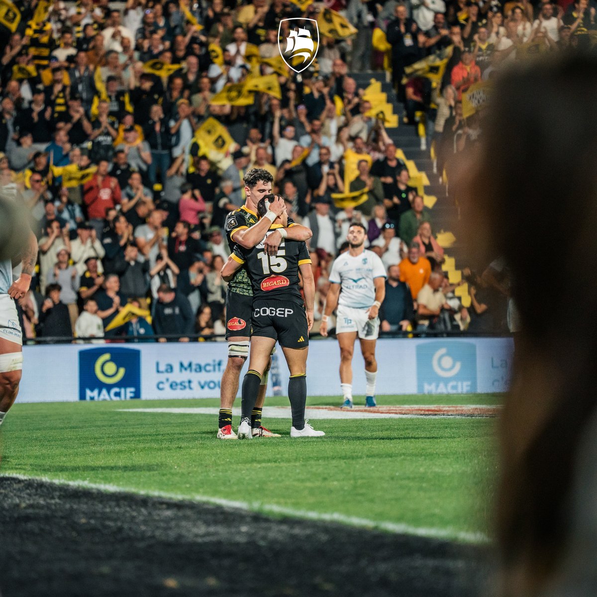 On vous souhaite une 𝗯𝗼𝗻𝗻𝗲 𝗻𝘂𝗶𝘁 les amis 🫂

#SRMHR | #Top14 | #FievreSR