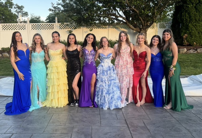 miteeee3's tweet photo. The girls are looking good at Jr/Sr Prom! 

However, tomorrow we will be ready to play Monday 5/19  3:30 vs Avon for senior night! 🥎 https://t.co/hoxWCSMX0L