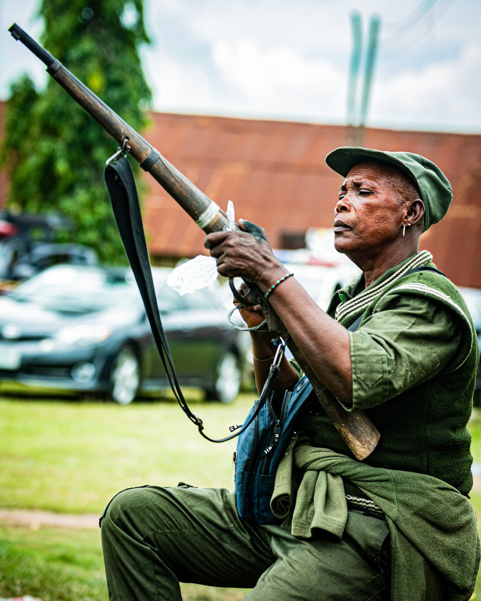 Lagos is not smelling, nah your parents body odor dey worry your nose. #MadeinLagos