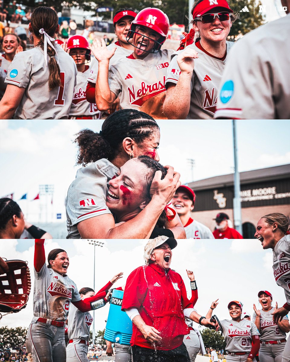 All smiles for the Supers. 🤩