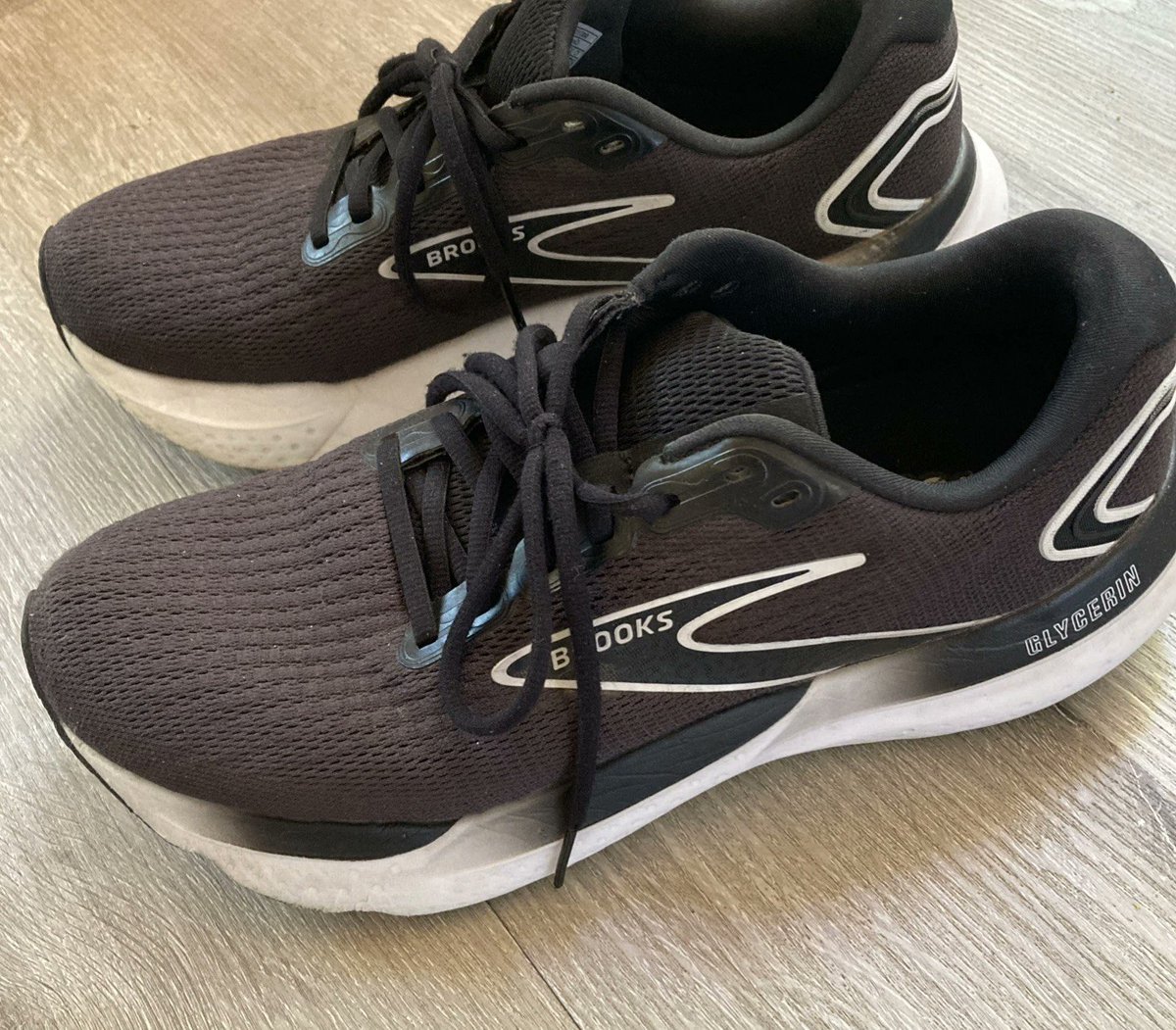DiscountsWear's tweet image. FOR SALE
MEN'S BROOKS 21 DNA NITROGEN INJECTED SHOES
SIZE 9.5  GREAT PRICE!
#brooksshoes #mensbrook21dnashoes #shoes #deals #travel #cruise #vacation #fitness #workout #nature #adventure #journey #brooks21dnanitrogeninjectedshoes #forsale

WEARITAGAIN DISCOUNTS | eBay Stores