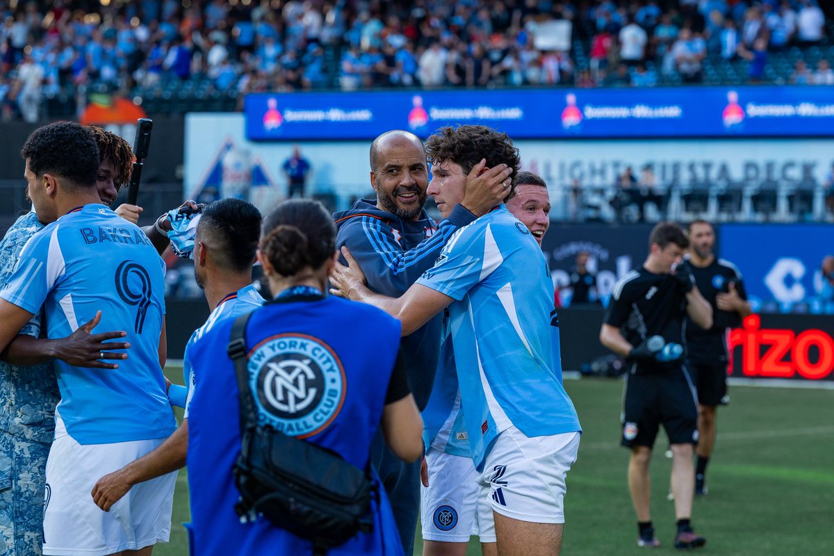 First Derby✅
New York is blue✅