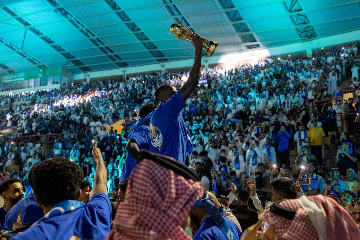 كل تتويج له قصة.. وقصة هذا الموسم لا تُروى دون ذكر يلـو <a href="/YeloDrive/">Yelo | يلو</a> 💛
رعاية خلقت فرقاً حقيقياً، ومحتوى يليق بعراقة المنافسة 🔥

#دوري_يلو #كمل_طريقك