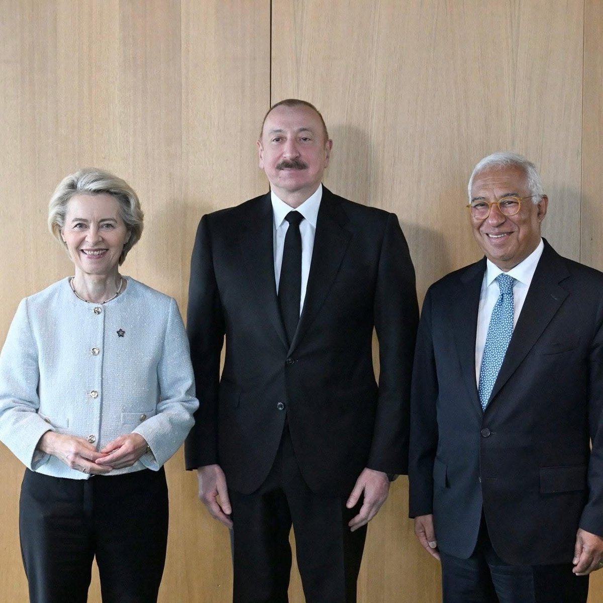 While Ms.
Ursula von der Leyen warmly embraced the Azerbaijani dictator expelled from the Council of Europe, in Baku, police were striking the head of Ulviyya Ali (UlviyyaAli)  , a journalist from Voice of America radio, and threatening to rape her.