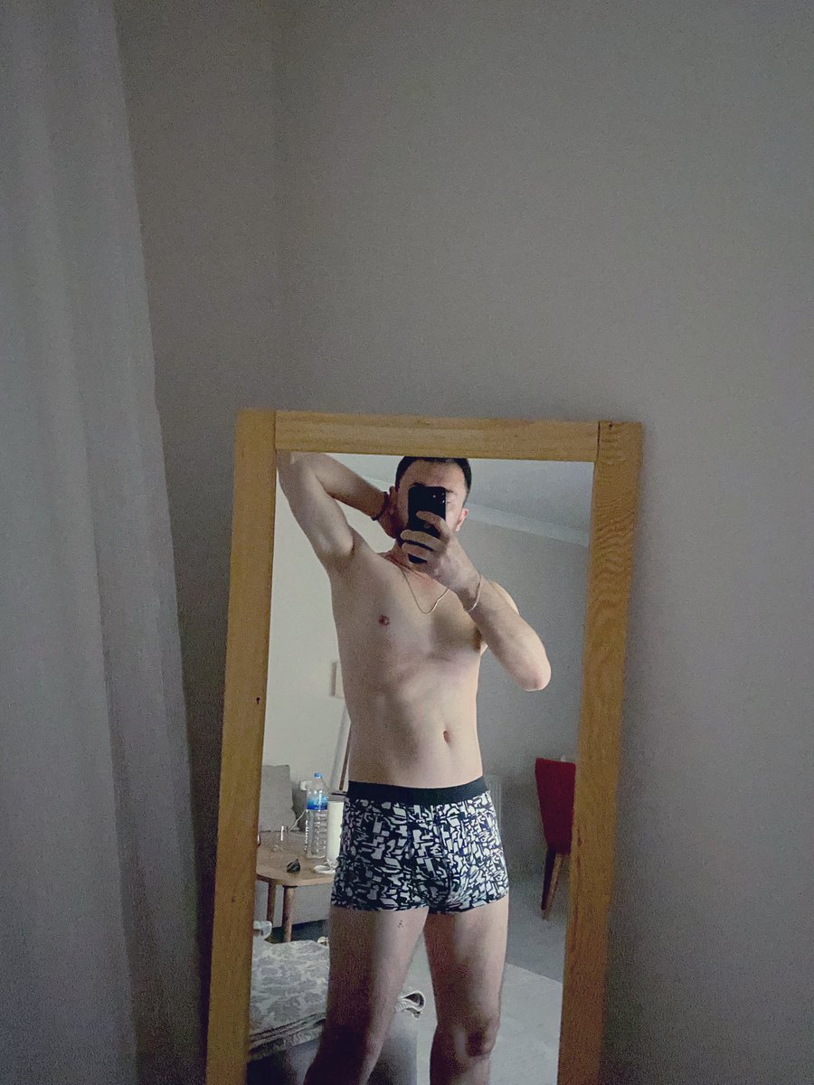 Emir 🥂 tweet media