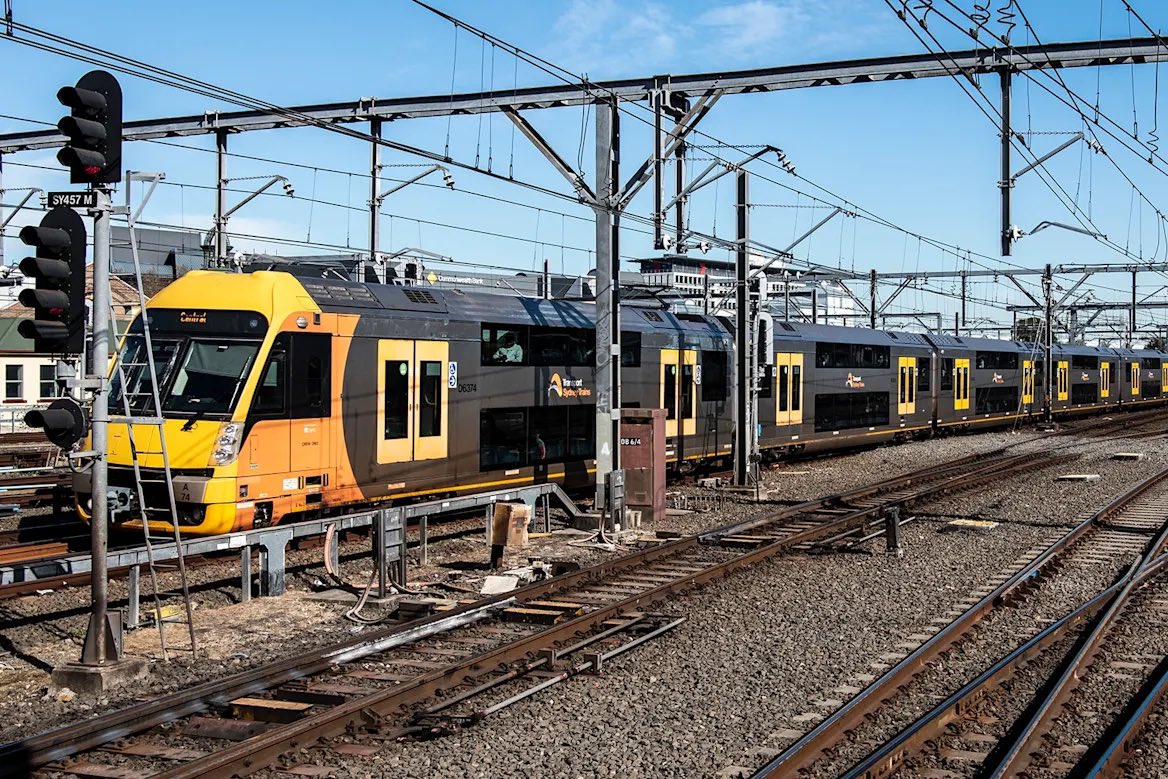 fictillius's tweet photo. One in five Sydney peak-hour trains has run late over the past two months, despite a decade-long project to improve the network’s reliability – and the cost of upgrading critical infrastructure has now blown out by $266 million. https://t.co/xiT5u2vxee