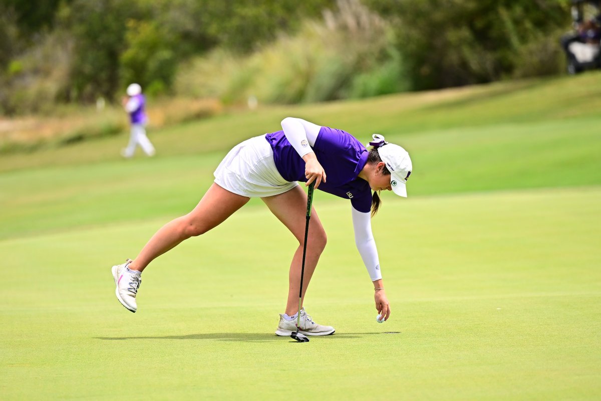 The Tigers are T14 (+18) at the turn of round three in NCAA Championships!

Elsa Svensson -4 | 7th
Rocio Tejedo +5 | T50
Taylor Riley +9 | T92
Josefin Widal +11 | T112
Aine Donegan +12 | T120