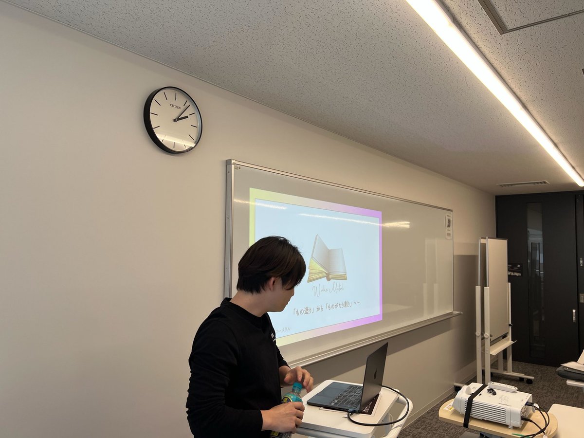 おはようございます
今週もよろしくお願いします☀️

先週から
追手門学院さんでの
産学連携事業ブループリント
授業開始しました🌈

今年度も担当させて
いただけることになり
うれしかぎりです😊

#企業公式が朝の挨拶を言い合う