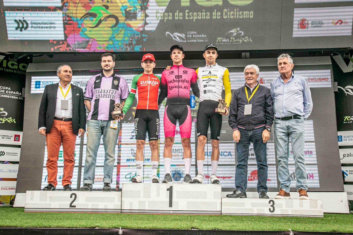 High Level-Gsport (@gsportteam) on Twitter photo 🔝 PODIO EN LA VIGO COPA DE ESPAÑA
🥉 <a href="/pabloortega10_/">Pablo Ortega Sanz</a>
📝 Pablo Ortega esprintó por la victoria junto a los otros 7 componentes de una fuga con mucho nivel
🏁3⃣9⃣ Gabriel Rodas
#CopaEspañaEliteSub23 🔝 PODIO EN LA VIGO COPA DE ESPAÑA
🥉 <a href="/pabloortega10_/">Pablo Ortega Sanz</a>
📝 Pablo Ortega esprintó por la victoria junto a los otros 7 componentes de una fuga con mucho nivel
🏁3⃣9⃣ Gabriel Rodas
#CopaEspañaEliteSub23
