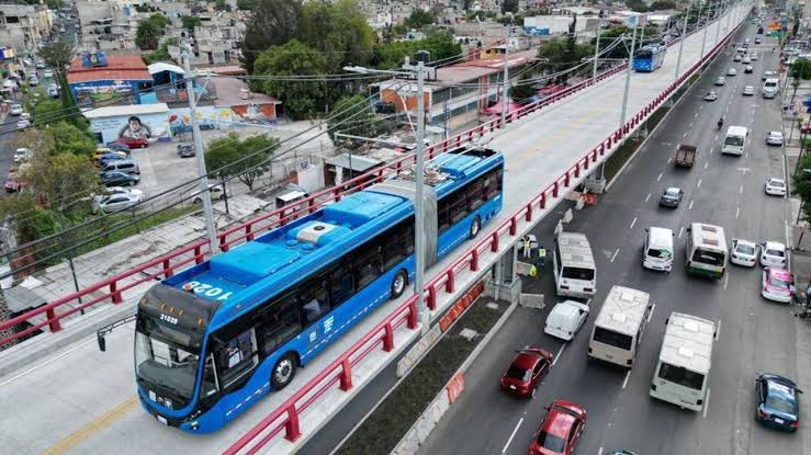 OsvaldoAGS's tweet image. Tren suburbano $11 viaje corto 
Trolebús del bienestar $13 viaje corto

¿De verdad los mexiquenses van a permitir que se burlen así de ellos? 🤡🤡🤡

#trolebúselevado 
#trolebuschalco