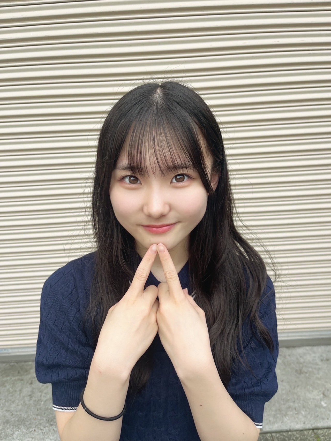 NMB48 宮本杏海 2025.May 絶滅黒髪少女 ランダム生写真 A 直筆 NMB48 宮本杏海 2025.May 絶滅黒髪少女 ランダム生写真 A 直筆