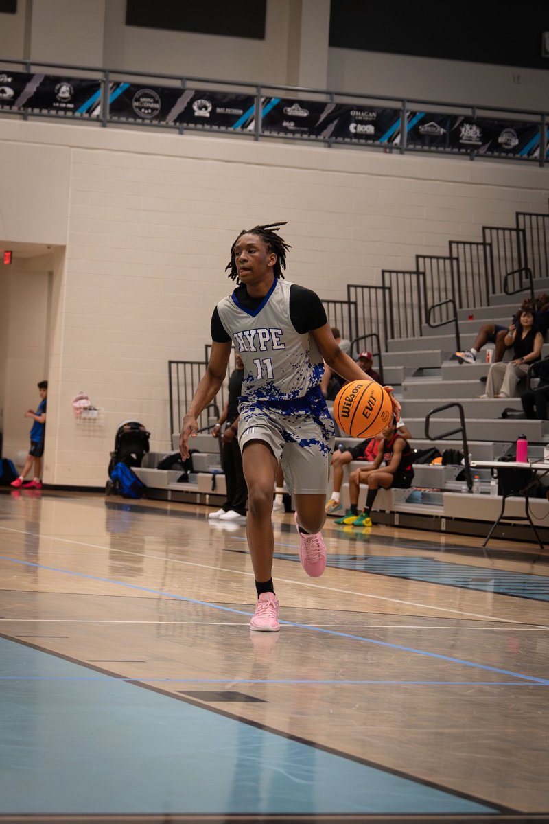 Coach AD (@coach_ad24) on Twitter photo Give <a href="/MatthewGoins0/">Matthew Goins</a> a follow he’s new to twitter he’s a 2028 6’2 3 and D guy he plays both sides of the ball good basketball IQ and real leader having a great spring
#BelieveTheHype😤🤫 Give <a href="/MatthewGoins0/">Matthew Goins</a> a follow he’s new to twitter he’s a 2028 6’2 3 and D guy he plays both sides of the ball good basketball IQ and real leader having a great spring
#BelieveTheHype😤🤫