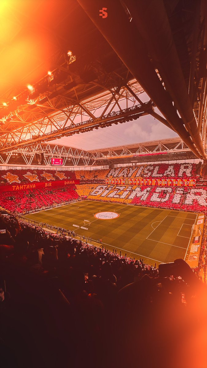forzacimbom's tweet photo. 2024-2025 SEZONU ŞAMPİYONU GALATASARAY! 🏆💛❤️

⭐⭐⭐⭐⭐ GALATASARAY TÜRKİYE'NİN İLK VE TEK 5 YILDIZLI TAKIMI OLDU! https://t.co/SrogSJFslt