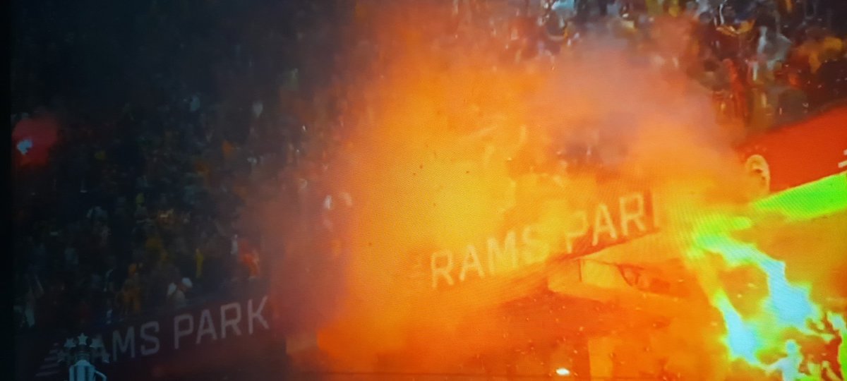 Mayıslar bizim 
Helal olsun çocuklar özellikle bizim oğlan yunus