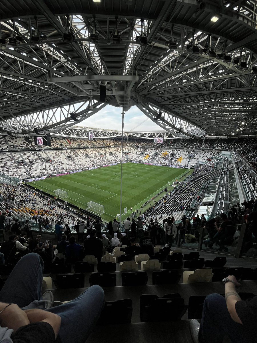 CoachCGusway tweet media