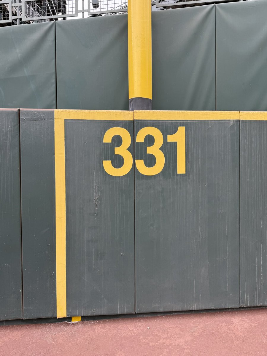 SEAauthentics's tweet image. You could own a piece of T-Mobile Park by bidding on our authenticated outfield wall pads! Other listings include Cal's torpedo bat and Spring Training locker tags from a selection of top prospects. This auction closes TONIGHT at 6pm, place your bid at mariners.com/auction