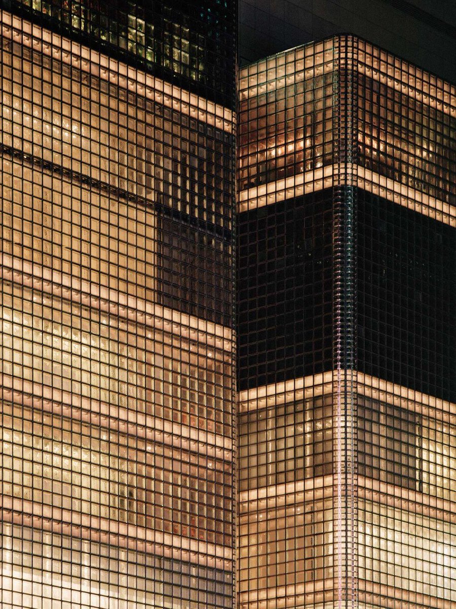 Maison Hermès, Renzo Piano, Tokyo, Japan. 
#architecture #archinerds