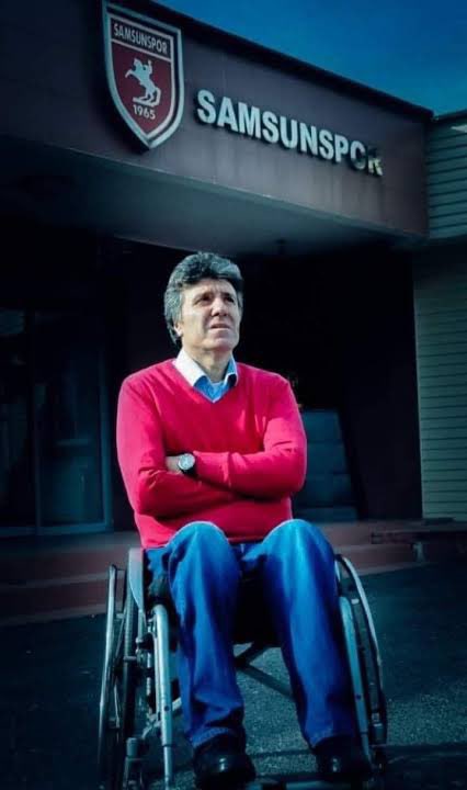 Rahat uyu büyük başkan… Gün geldi devran döndü intikamın alındı…

Naaapak rıza… Avrupaya mı gitmeyek ??

#Samsunspor