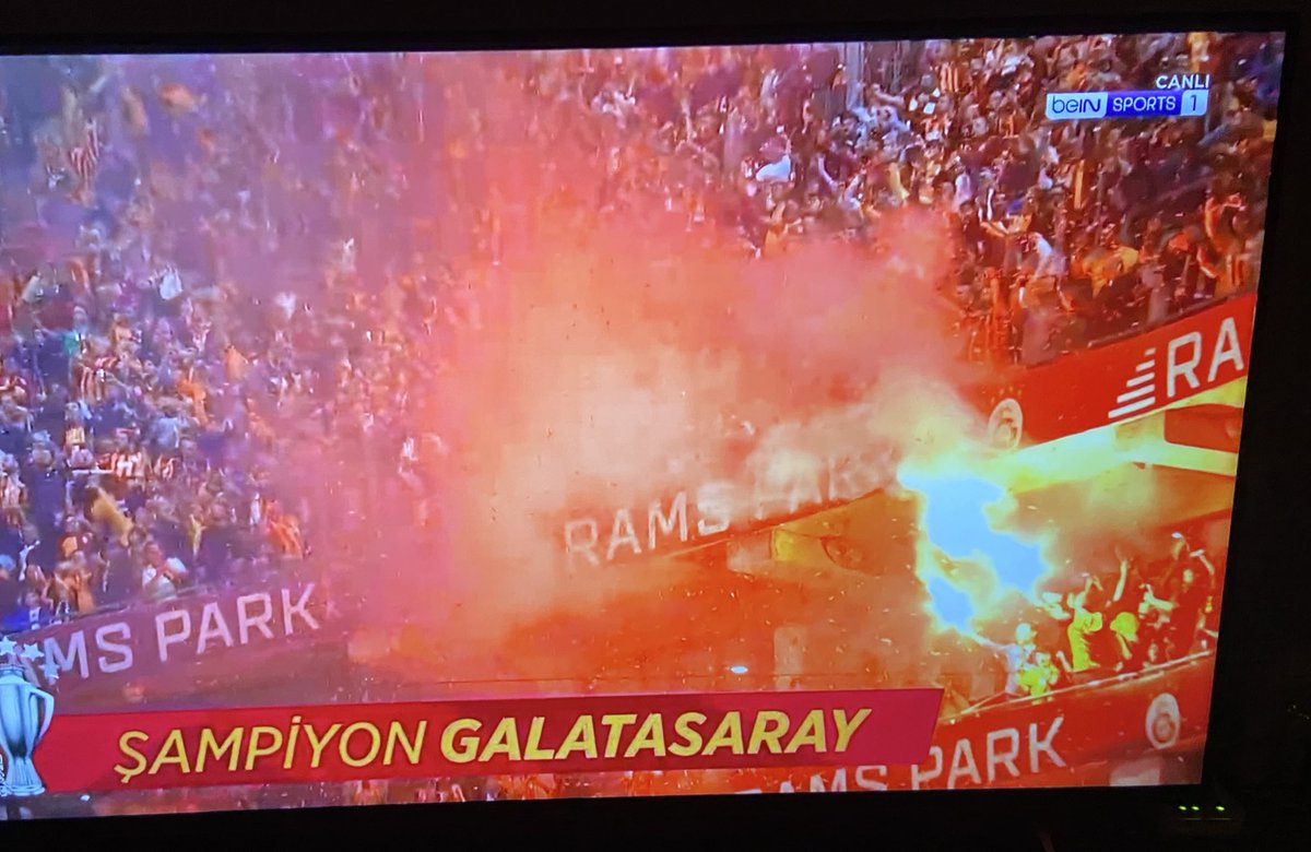 Türkiye Cumhuriyeti’nin ilk ve tek 5 yıldızlı, 25. Şampiyonu GALATASARAY ⭐️⭐️⭐️⭐️⭐️