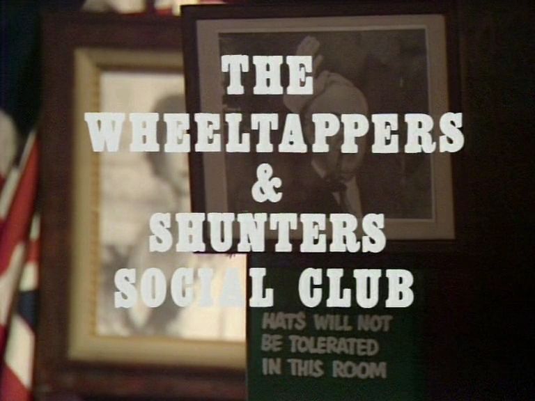 TalkingPicsTV's tweet photo. Bit of hush please! The "turns" at 🍺 THE WHEELTAPPERS AND SHUNTERS SOCIAL CLUB at 9:05pm include ⭐ #JulieRogers #RonnieDukes #RikkiLee #DustinGee #WildHoney and your host #BernardManning with #ColinCrompton your chairman #TPTVsubtitles https://t.co/5rp0ejjXEz