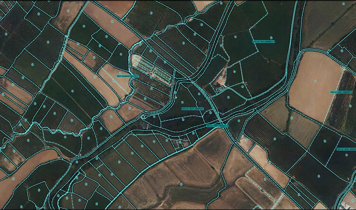 IGEAR_Aragon's tweet photo. Recuerda que tienes disponible en el #VISOR2D de #ICEARAGON el catastro de rústica y urbana de 2025. https://t.co/YXrxfnTw2l