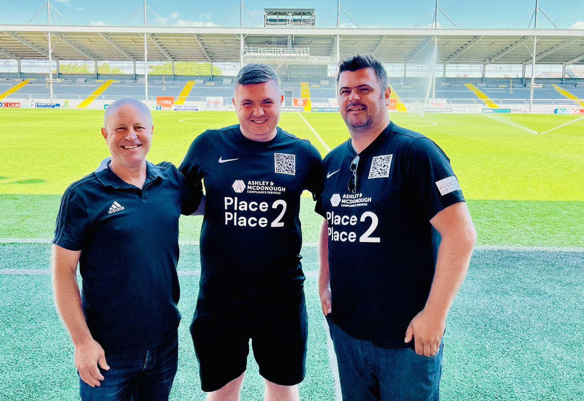 Real pleasure to be a part of <a href="/Place2placeFC/">Place2PlaceFC</a> stadium day at Bloomfield Road &amp; to present the trophy that carries my name , to the inspirational Ben Gallagher. A great fella