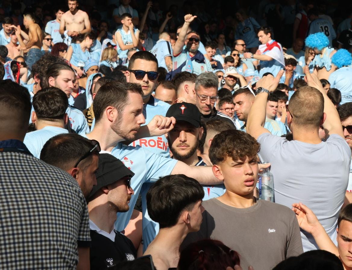 Puchito, ¿cómo lo ves? ¿Remontamos? <a href="/c_tangana/">El madrileño</a> animará hoy hasta el final #CeltaRayo 

📷 <a href="/albavillarv/">Alba Villar</a>