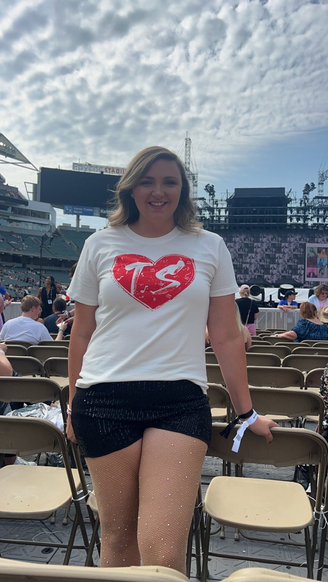 sambing24's tweet photo. @taylornation13 @taylorswift13 I’ve never been on my own kid, I’ve had Taylor 🫶🏼 https://t.co/R9TyV2ULqW