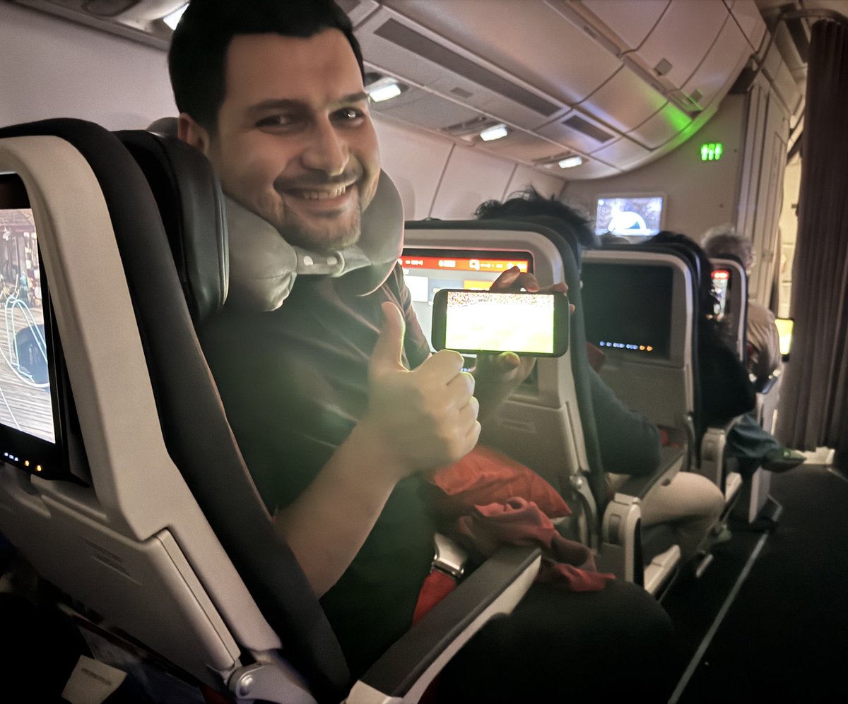 Yunus Furkan AKBAL (@furkanakbal) on Twitter photo Tebrikler Şampiyon <a href="/GalatasaraySK/">#5YıldızlıŞampiyon ⭐️⭐️⭐️⭐️⭐️</a> 🦁
9.000 kilometre ötede, 36.000 feet yüksekteyim… Şampiyonluk şarkıları ve 5.’inci yıldızının coşkusu burada da yankılanıyor 💛♥️
Başkanımızı, yönetimimizi, Okan hocamızı, teknik kadromuzu ve tüm oyuncularımızı yürekten tebrik ediyorum. Tebrikler Şampiyon <a href="/GalatasaraySK/">#5YıldızlıŞampiyon ⭐️⭐️⭐️⭐️⭐️</a> 🦁
9.000 kilometre ötede, 36.000 feet yüksekteyim… Şampiyonluk şarkıları ve 5.’inci yıldızının coşkusu burada da yankılanıyor 💛♥️
Başkanımızı, yönetimimizi, Okan hocamızı, teknik kadromuzu ve tüm oyuncularımızı yürekten tebrik ediyorum.