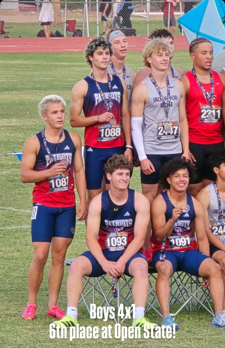 RjLopez__'s tweet image. Grateful to have got 6th in the entire state of Arizona and breaking our school record at open state championship 4x1! @BobbyNesbit_22 @Gage62855284410 @NesbitBob @azblackbox @alaqcfootball @CoachRWinkler @PatriotsDC @raedwards8 @CoachNHenderson @montravion_boyd @gridironarizona