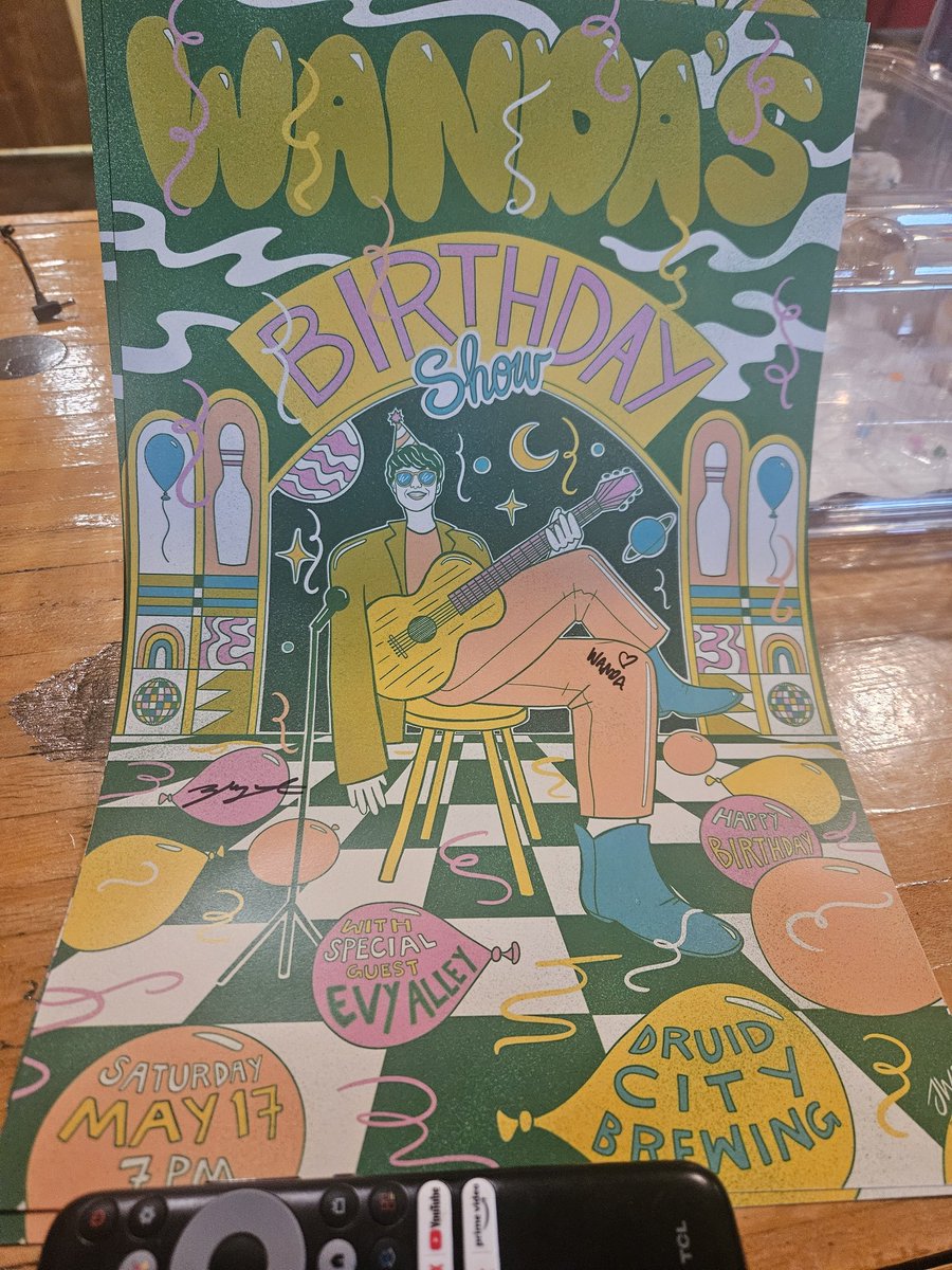 bohicks's tweet image. Wanda sold out our Moon Room last night and it was an amazing group of ppl thank you all so muchto everyone who supported