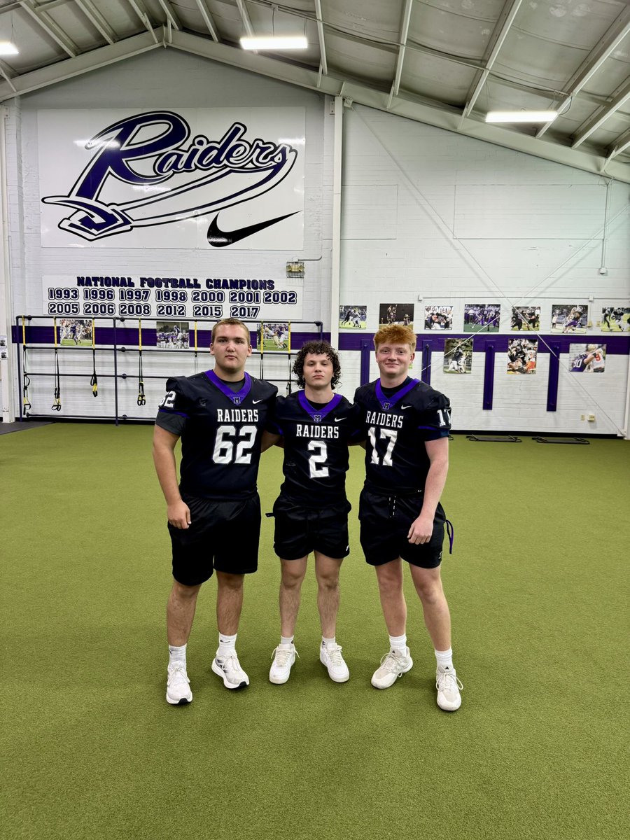 Maveric Milnar (@mavericmilnar) on Twitter photo Had a great Junior Day visit <a href="/MountUnionFB/">Mount Union Football</a>! Had a great time seeing campus and meeting the coaches, can’t wait to come back out in the fall! <a href="/JuNiOrC315/">Jasper Collins Jr</a> <a href="/CoachCisneros_/">John Cisneros</a> Had a great Junior Day visit <a href="/MountUnionFB/">Mount Union Football</a>! Had a great time seeing campus and meeting the coaches, can’t wait to come back out in the fall! <a href="/JuNiOrC315/">Jasper Collins Jr</a> <a href="/CoachCisneros_/">John Cisneros</a>