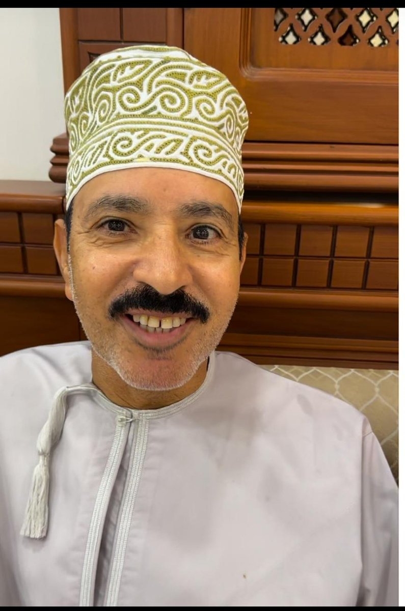 بقلوب مكلومة وبإيمان بقضاء الله وقدره رحل من كانت لقلوبنا به الطمأنينة ولحديثه طيب ولروحه سكينة ودّعنا اليوم صاحب القلب الطاهر والابتسامة الحاضرة من عاش نقيًا وترك أثرًا لا يُنسى سيفتقدك الجميع وسيفتقدك  مصلاك في جامع الحق وتفتقدك الأرواح قبل الأمكنة. رحمك الله أبا عبدالله