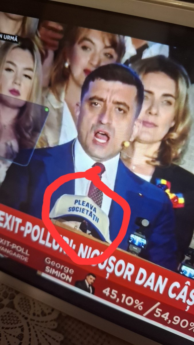 Muie_PSDD's tweet photo. @BotMalin 🤣🤣🤣 https://t.co/1W2ApxJ5HJ