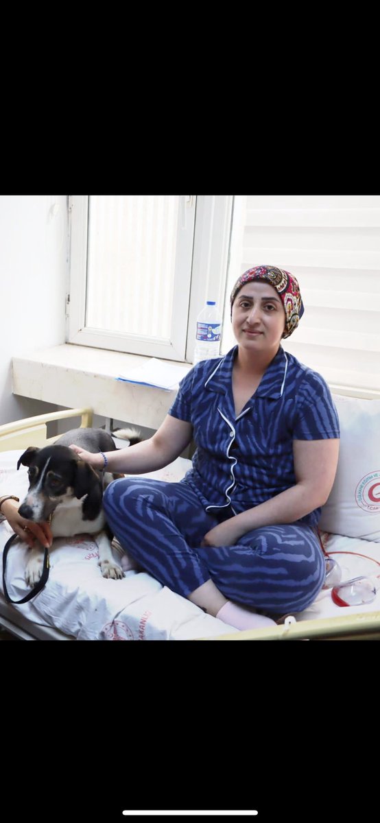 Şimdi bu meme kanseri ameliyatı olmuş hasta o kirletilmiş çarşafla mı uyudu? 🙄

#hastanedeköpekolmaz