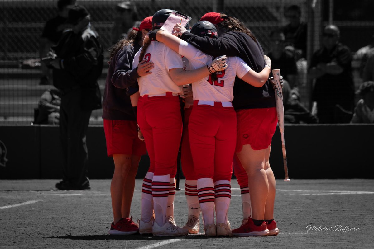 What a year. Incredibly proud of this group, they gave their all and left everything on the field.
So much love for this program. ⚔️ 
#RGOD