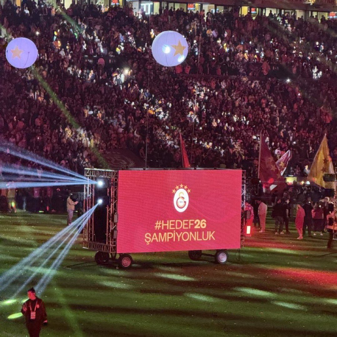 didiergala's tweet photo. Kutlamaya başlamadan Hedef paylaşan bir kulüp olduk nasıl yeneceksin ki https://t.co/Y6Rf8In2NA