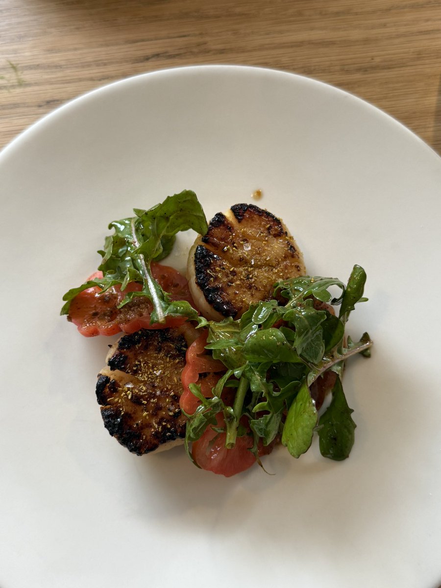 FoodInLondon_'s tweet image. Great food at Lyle’s @LylesLondon which is sadly closing down. @lowejames One of London’s best restaurants instagram.com/p/DJzf0XktL3i/…