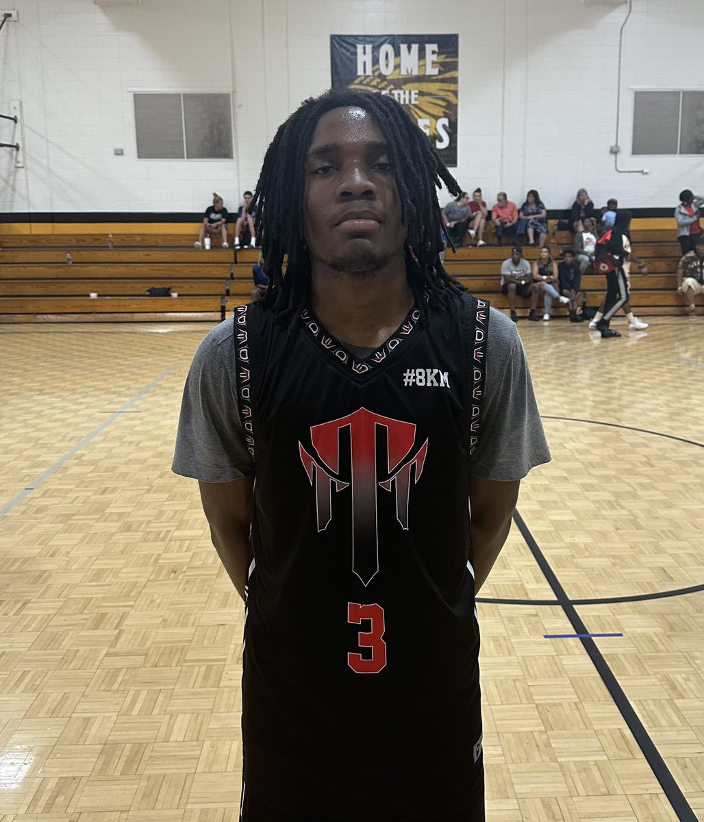 On the Radar Hoops Events (@otrhoops) on Twitter photo β26 David Simeon shot lights out hitting from way beyond the three point line. His release is nice and he has a great motor to go along with a great shot.
π <a href="/David_Simeon30/">David Simeon</a> β26 David Simeon shot lights out hitting from way beyond the three point line. His release is nice and he has a great motor to go along with a great shot.
π <a href="/David_Simeon30/">David Simeon</a>