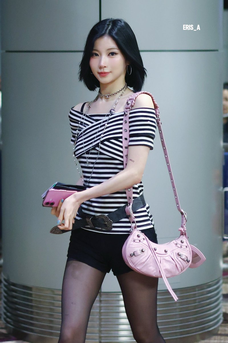 asasloops's tweet image. THIS DOLL
#아사 #ASA #ENAMIASA #アサ