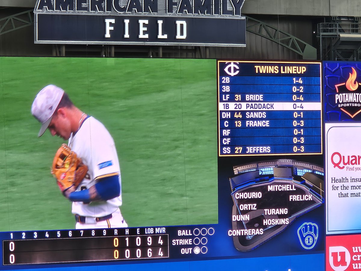 ShiningMurkrow's tweet photo. Chris paddack is hitting, followed by cole sands, according to the brewers is appears https://t.co/qKzgDSSCiq