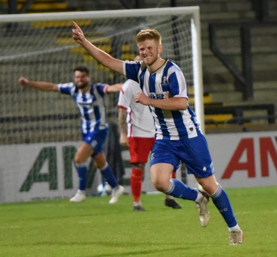 Kyle Onyon tweet media