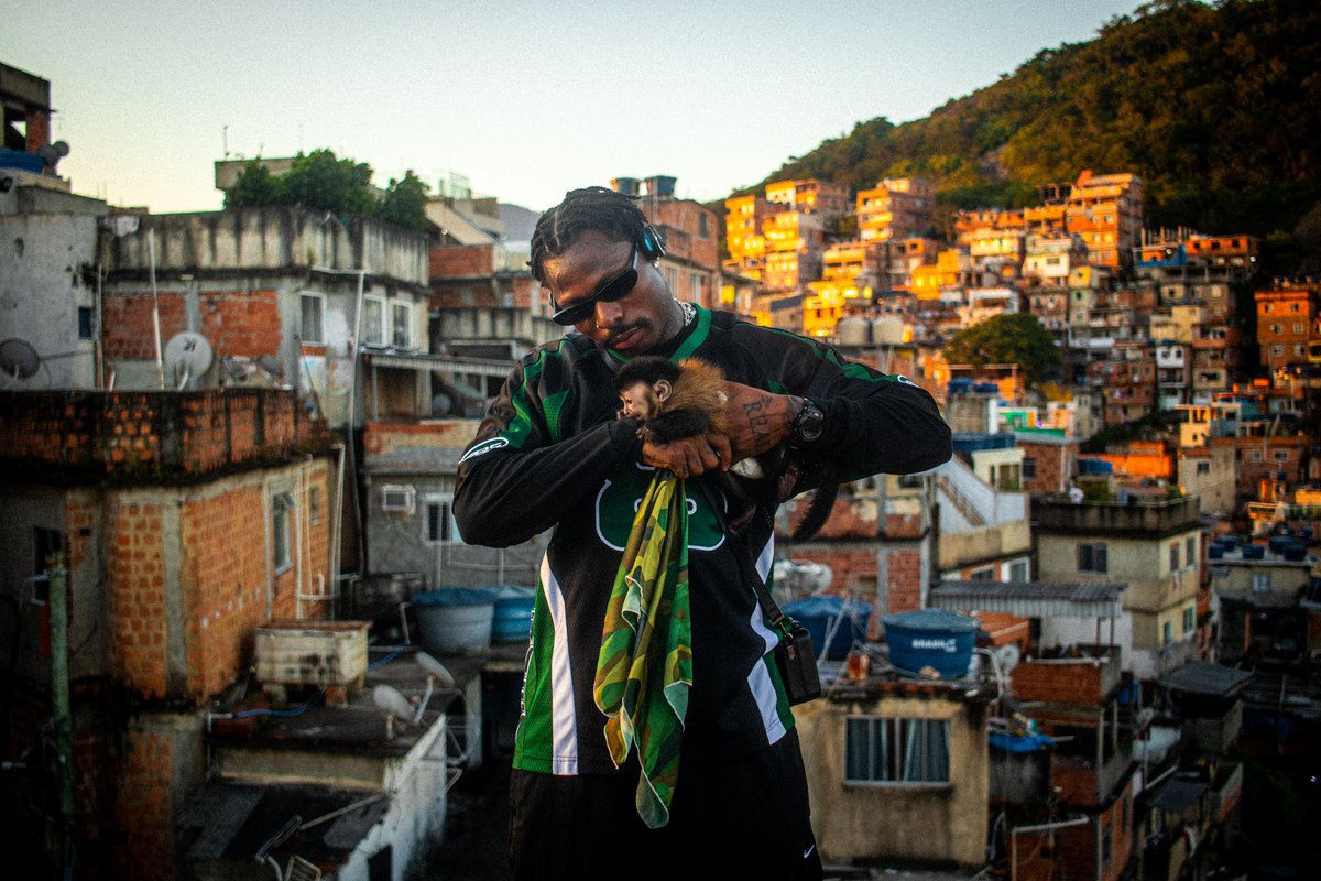 clickbycria tweet media