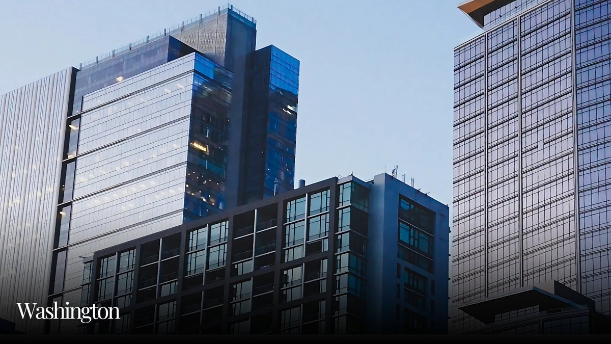 HareerLiving's tweet image. D.C. can be busy — your stay doesn’t have to be.
Our condos give you the space to breathe, work, rest, and recharge — like home, but better located.
Bookings now open. 🗝️
#HareerLiving #DCStay #WorkAndWander #HomeBaseDC